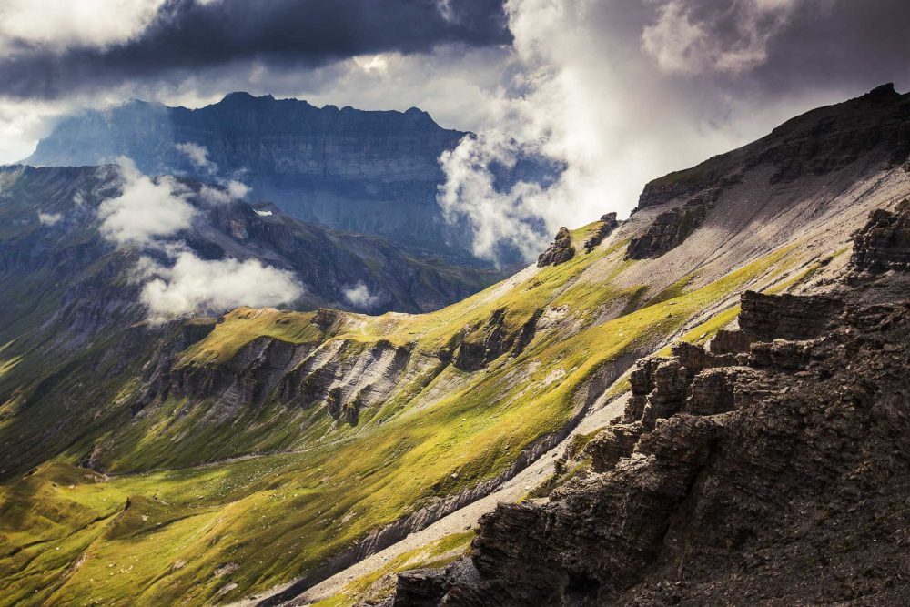 Photographie de paysage des montagnes du Giffre. Les Fiz et les gorges de la Diosaz vu depuis le mont Buet