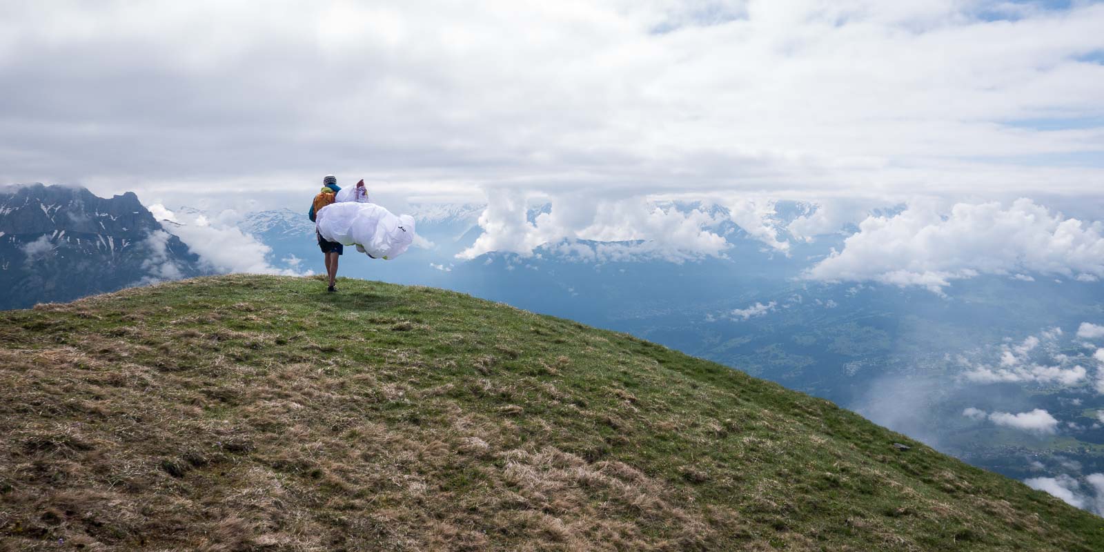 4 tetes-3 vol randonnée parapente 4 têtes décollage 2