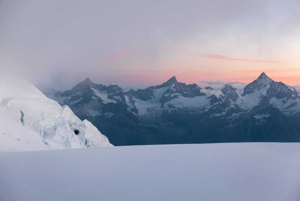 sommets de 4000m entourant zermatt. Weisshorn, zinalrothorn, obergabelhorn, Cervin, Dent Blanche, Mont ROse, Lyskamm, Breithorn.