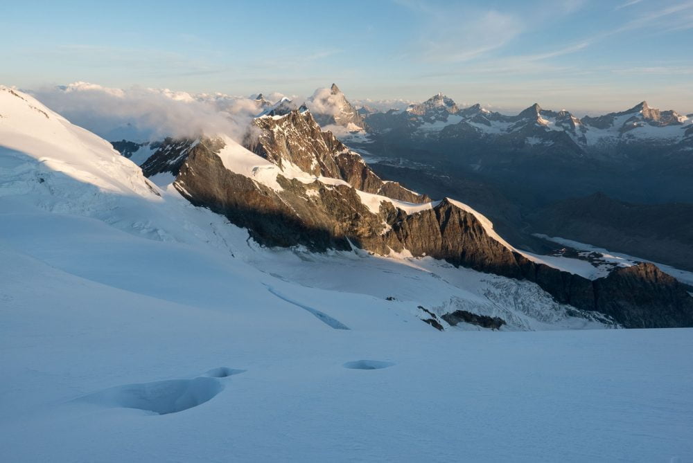 sommets de 4000m entourant zermatt. Weisshorn, zinalrothorn, obergabelhorn, Cervin, Dent Blanche, Mont ROse, Lyskamm, Breithorn.