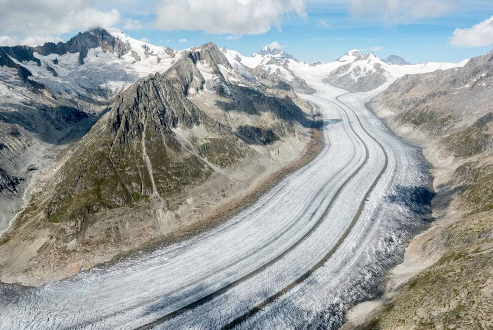 Le glacier d'aletsch, plus grand glacier d'europe