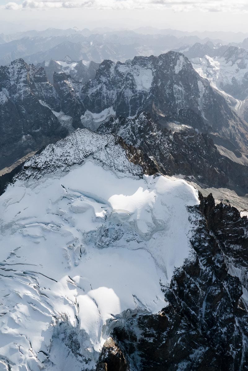 les sera de la barre des écrins lors d'une journée de cross en parapente